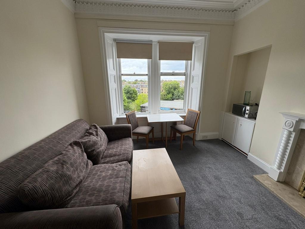 Living room 1
