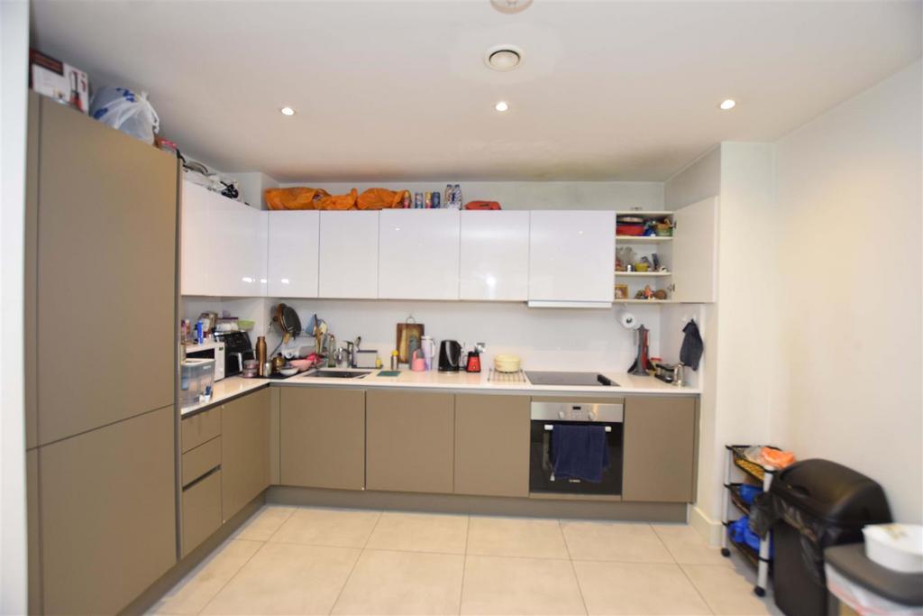 Kitchen area.jpg