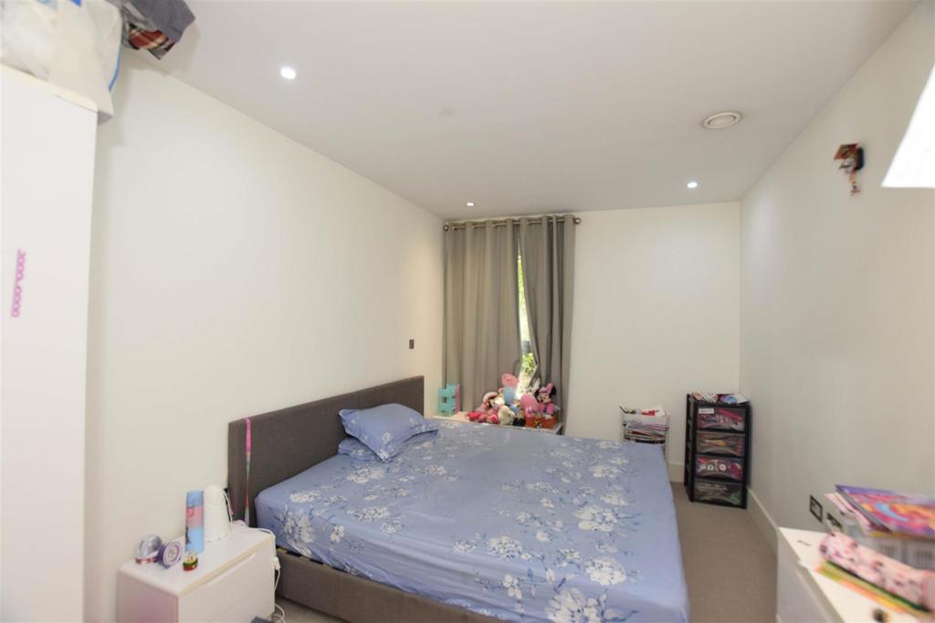 Bedroom 2.jpg