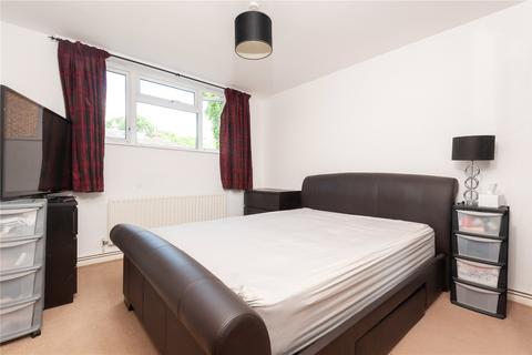 2 bedroom apartment for sale, Alexander Close, Twickenham
