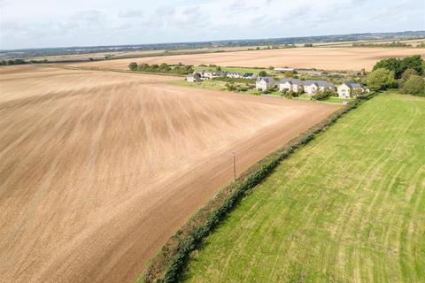 5 bedroom detached house for sale, Greenway, Caulcott