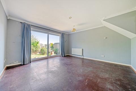 53 Thistledown, Gravesend, DA12 5EU