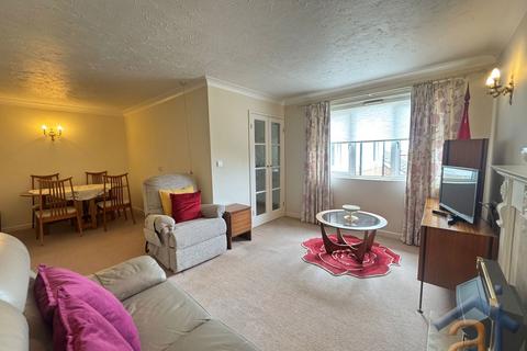1 bedroom apartment for sale, St. Clair Drive, Southport, PR9 7LF