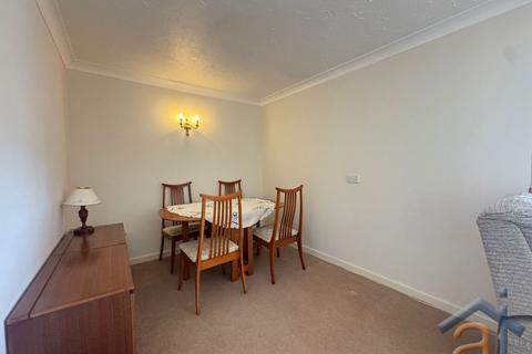 1 bedroom apartment for sale, St. Clair Drive, Southport, PR9 7LF