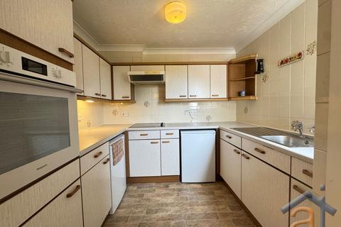 1 bedroom apartment for sale, St. Clair Drive, Southport, PR9 7LF