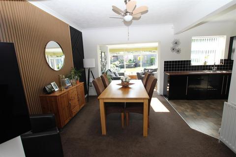 4 bedroom semi-detached house for sale, Frankford Avenue, Bolton BL1