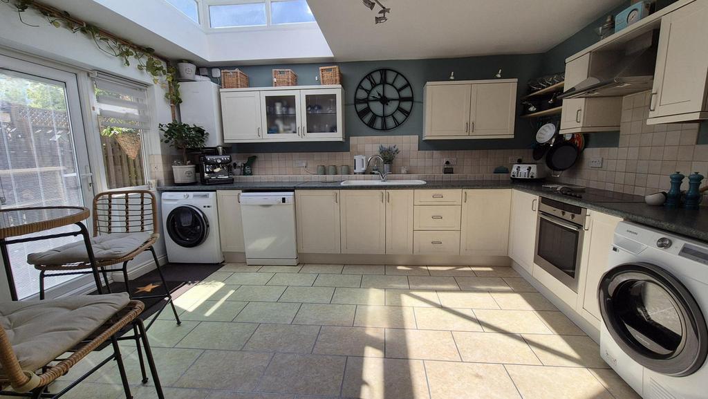 Breakfast Kitchen