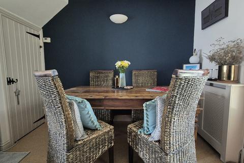 3 bedroom cottage for sale, North Street, Marton, CV23