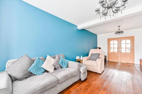6 bedroom end of terrace house to rent, Manor Farm Road, Alperton, Wembley, HA0