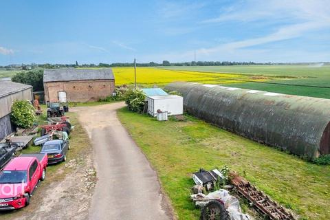 3 bedroom chalet for sale, Wisbech Road, March