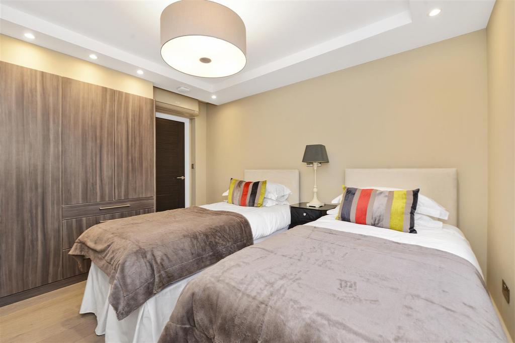 75 BC Bed 3 2.jpg