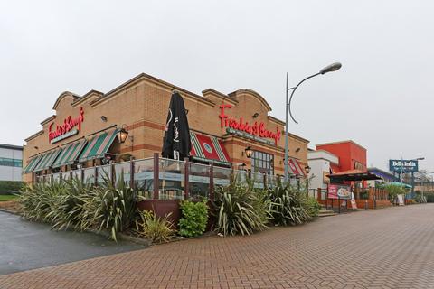 Restaurant to rent, Castlegate Way Dudley DY1 4TA