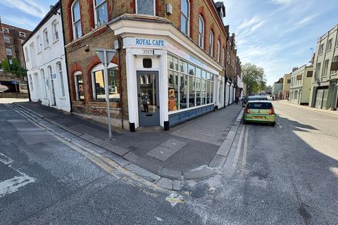 Retail property (high street) to rent, 392 High St Rochester ME1 1DJ