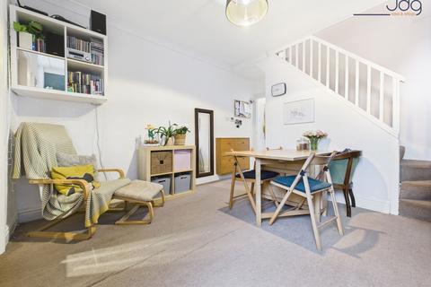 30 Avondale Road, Lancaster, LA1 4BY