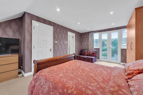 135 Dumbreck Road, London, SE9 1RF