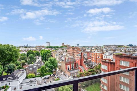 3 bedroom flat to rent, Hyde Park Gate, London, SW7