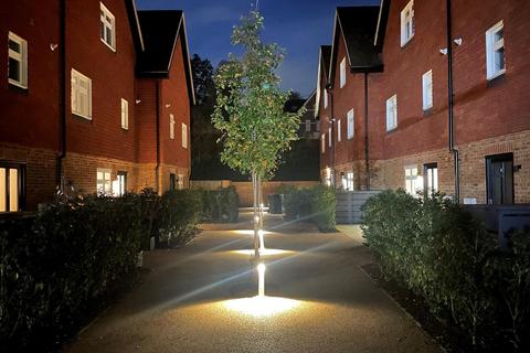 Kingswood Mews, Waterhouse Lane, Kingswood