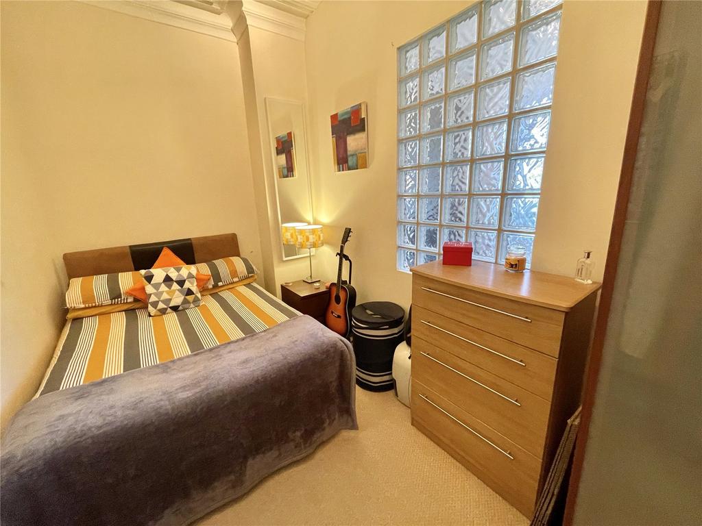 Flat 1