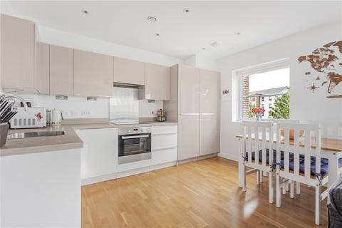 2 bedroom apartment for sale, Kennett Lane, Chertsey, Surrey, KT16