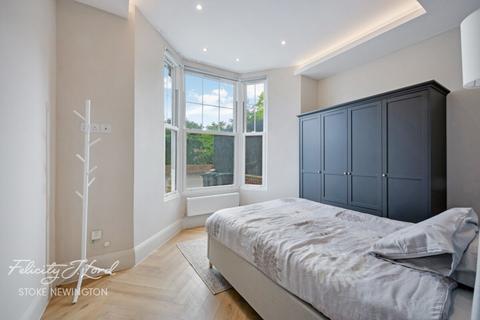 undefined, Brooke Road, LONDON