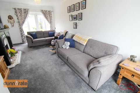 102 Aylesbury Road, Stoke-on-trent, ST2 0LX