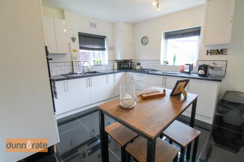 102 Aylesbury Road, Stoke-on-trent, ST2 0LX