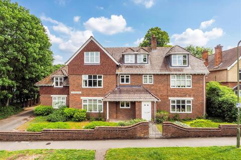 undefined, The Avenue, Andover