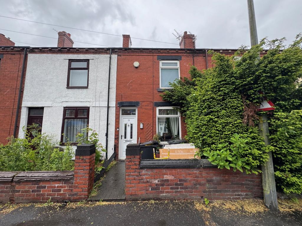 2 bed terraced house for sale Smiths Lane, Hindle