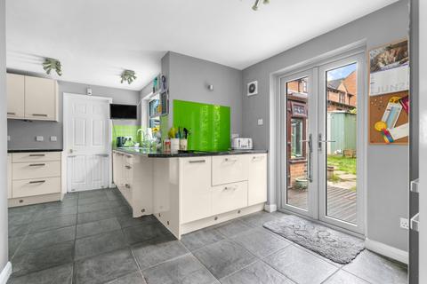 undefined, Warfield, Bracknell RG42