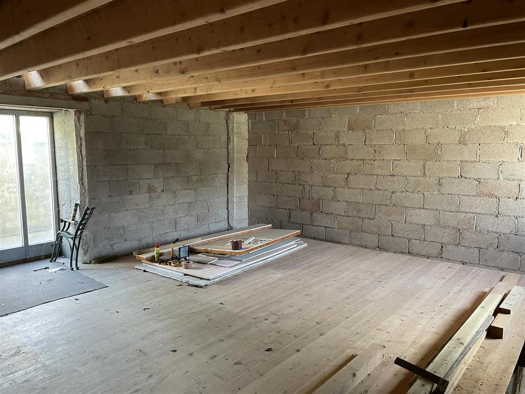 Part converted barn