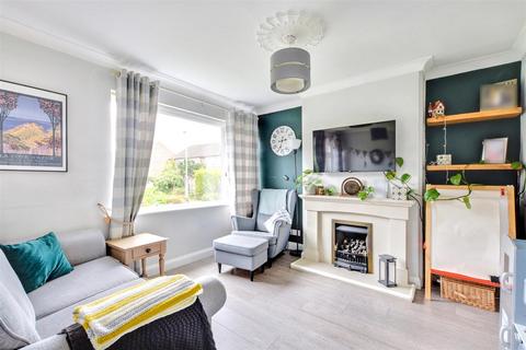 3 bedroom semi-detached house for sale, Weldbank Close, Chilwell, Nottingham
