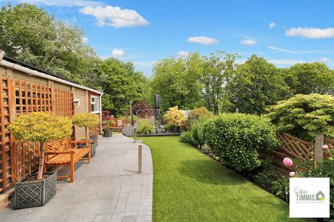 63 Berwick Road, Stoke-on-trent, ST1 6ER