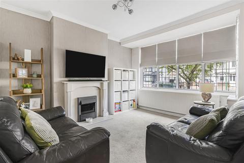 undefined, Chertsey Drive, Cheam, Sutton