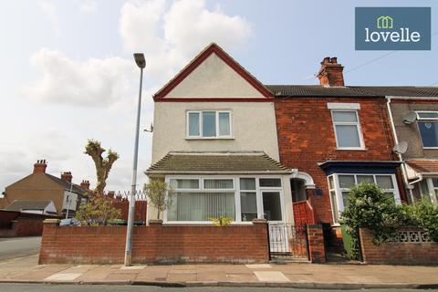 3 bedroom end of terrace house for sale, Roberts Street, Grimsby DN32