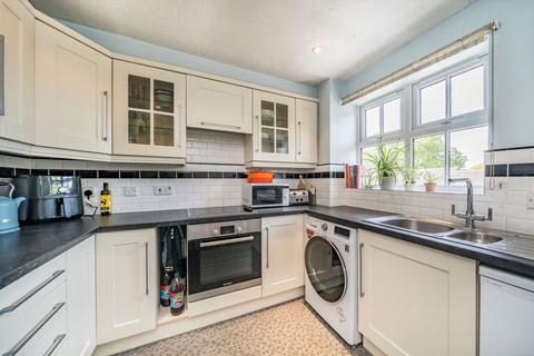 69 Elderfield Place, London, SW17 6ED