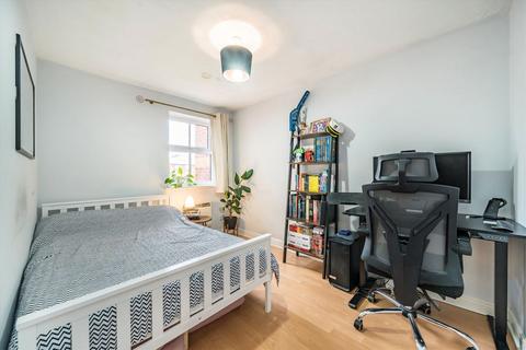 69 Elderfield Place, London, SW17 6ED