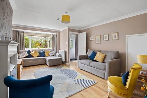 undefined, Ash Close, Crawley RH10