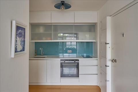 Studio for sale, John Trundle Court, Barbican, Lindsay, EC2Y