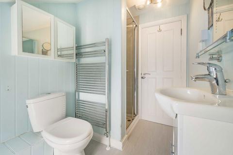 Flat C, 37 Tunstall Road, London, SW9 8BZ