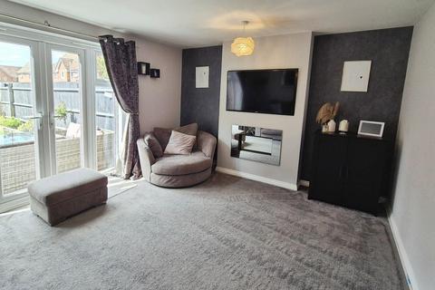 12 Brazier Close, Burntwood, WS7 3QT