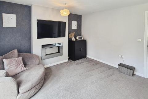 12 Brazier Close, Burntwood, WS7 3QT