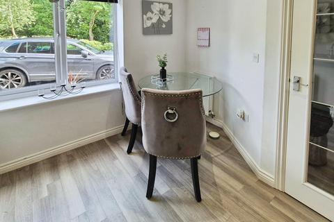 12 Brazier Close, Burntwood, WS7 3QT
