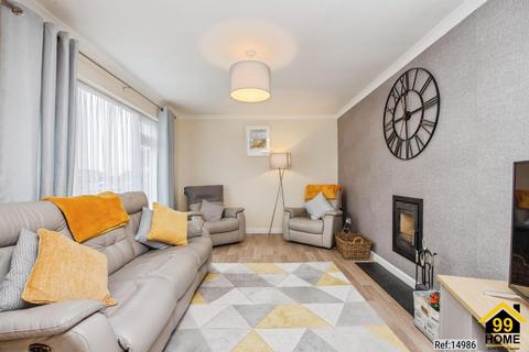 35 Bosvenna View, Bodmin, PL31 1AY