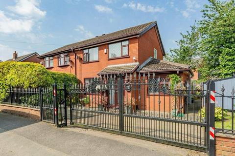 3 bedroom semi-detached house for sale, Haven Lane, Oldham, OL4
