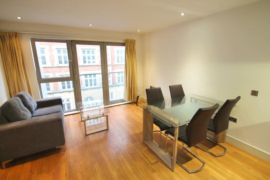 Apartment in Nottinghamshire - View 2
