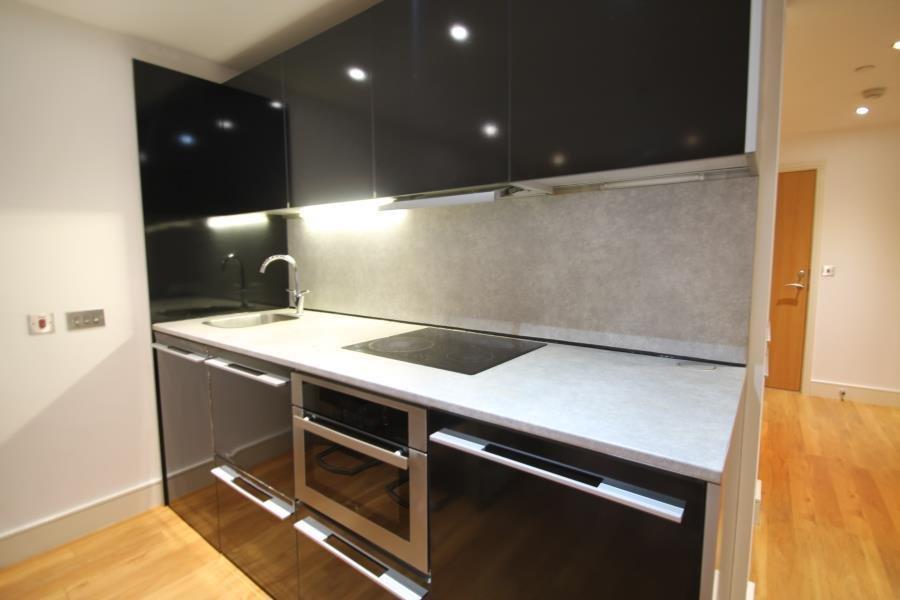 Apartment in Nottinghamshire - View 3