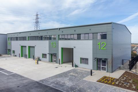 Warehouse to rent, Festival Trade Park Cheltenham GL51 9PL