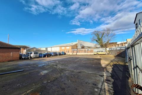 Retail property (high street) to rent, 11-13 Station Rd Bristol BS37
