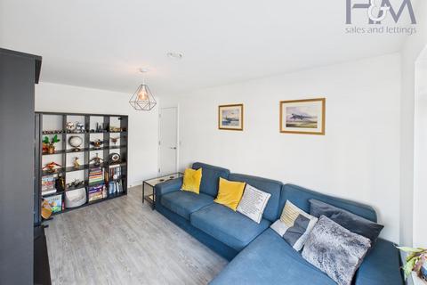 103 Stirling Close, Stevenage, SG2 8TG