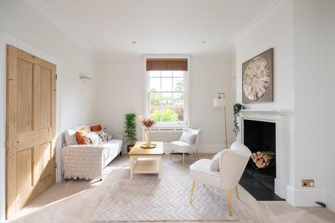 2 bedroom semi-detached house for sale, West Side Common, London, SW19